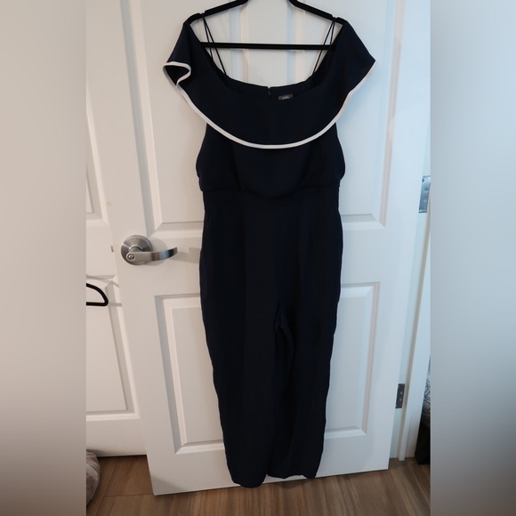 Off-The-Shoulder Jumpsuit . Navy / White . Worn twice - Picture 2 of 6